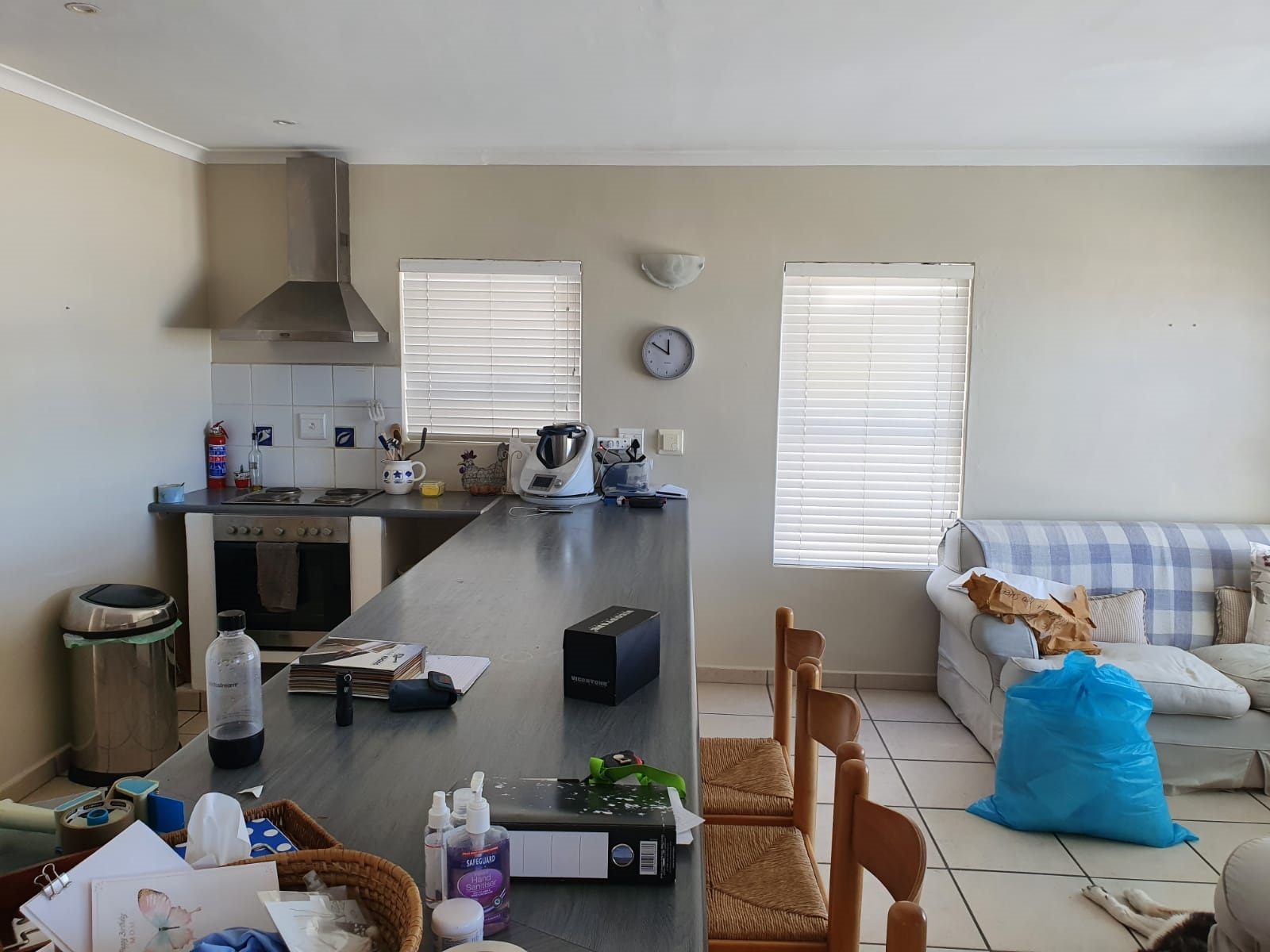 cadan cupboards - golden mile before2